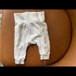 🌟3 for $15🌟H&M Baby Legging (1-2M)